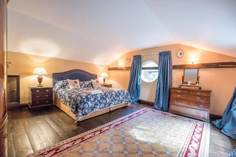 Cliftons Cottage, Clare