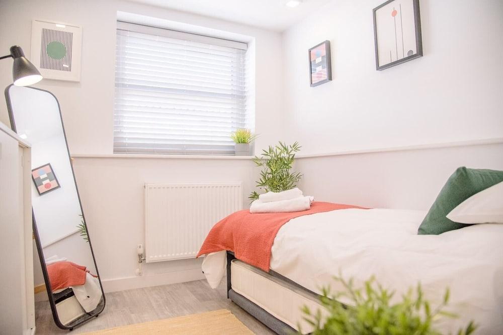 Sutton House, Woodbridge