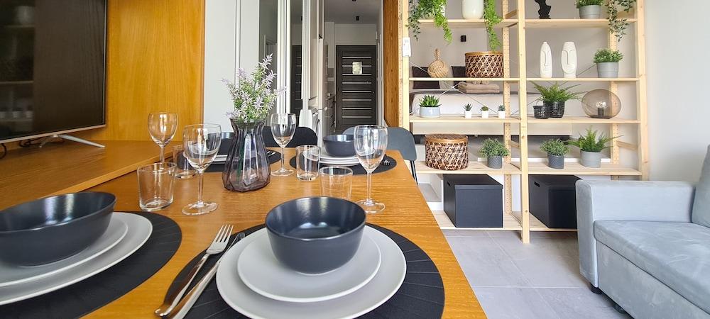 Phaedrus Living: Seaside Luxury Flat Athina 123