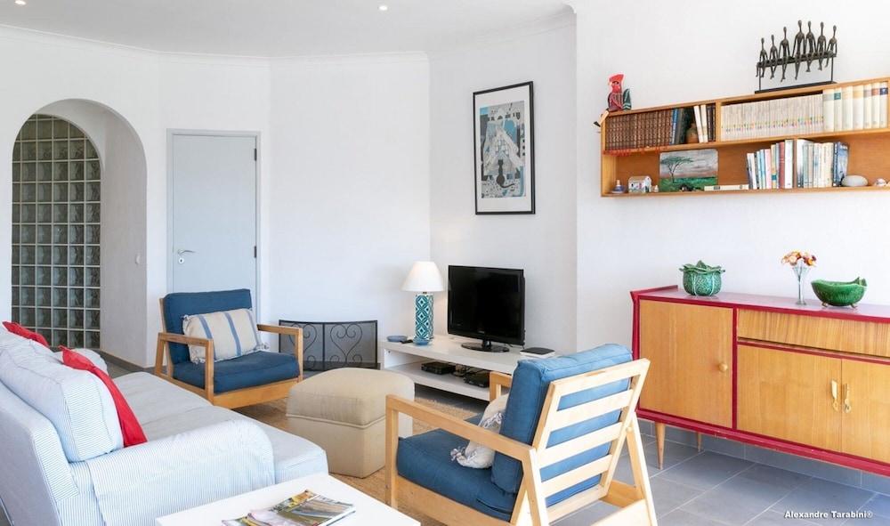 C12 - Sunshine Apartment in Luz