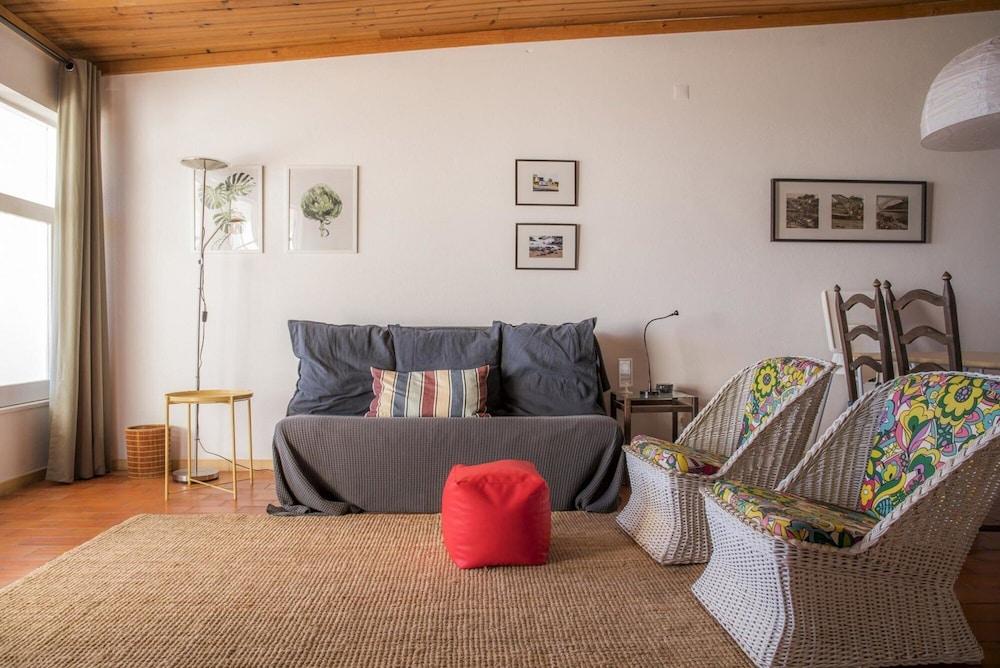 A29 - Calheta House in Luz