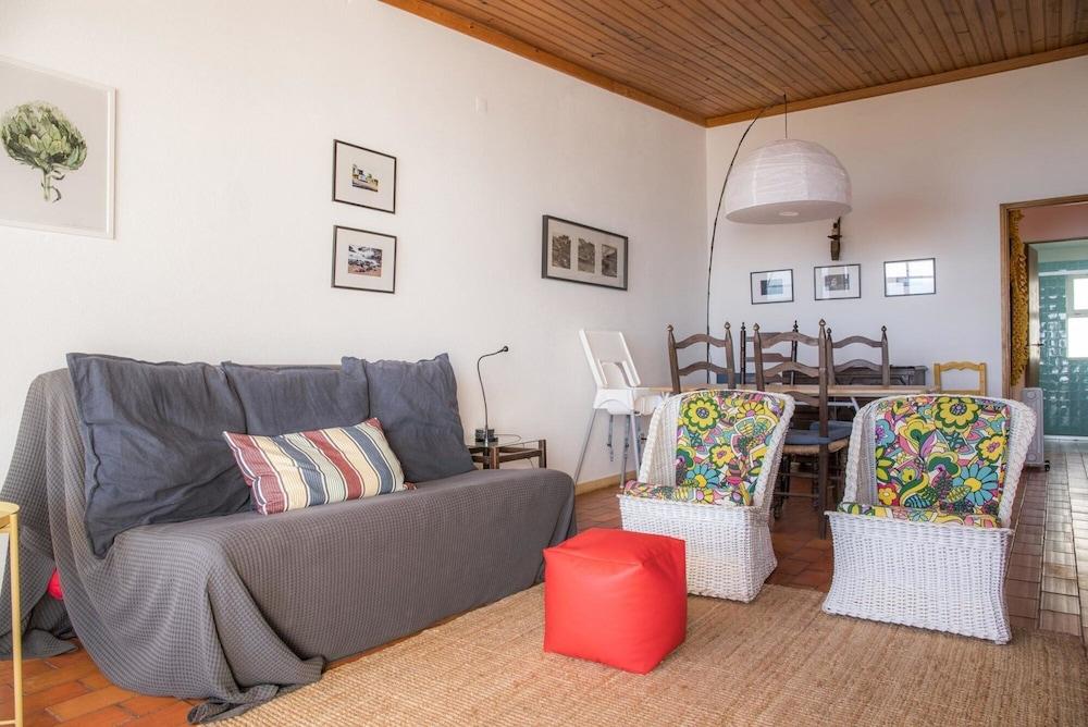 A29 - Calheta House in Luz