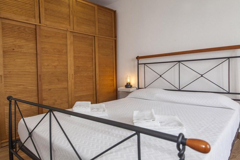 A37 - Casa Alferes in Downtown Lagos