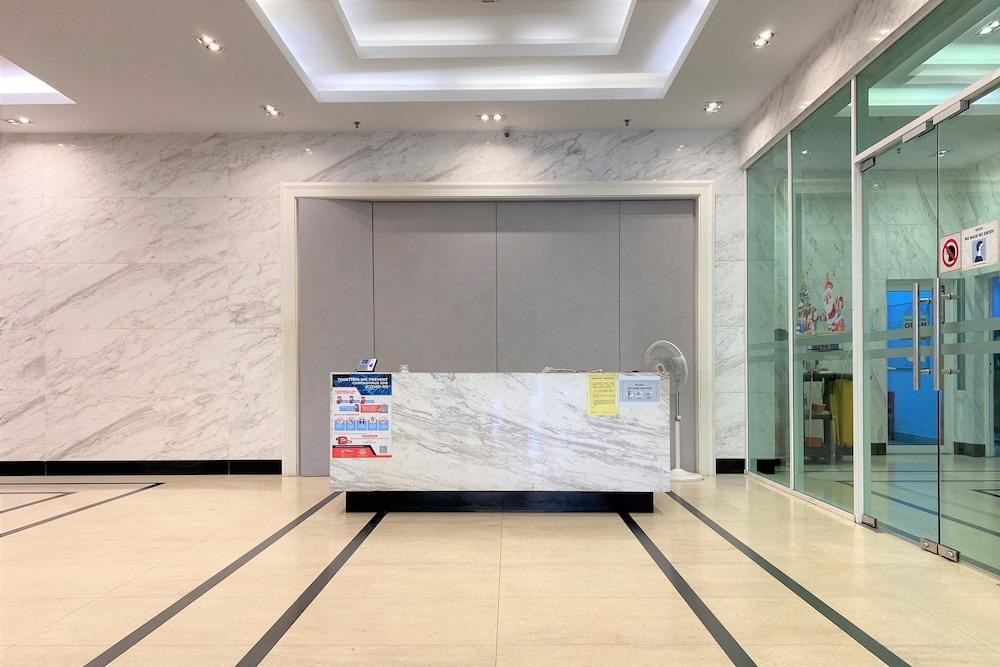 OYO 90192 Mansion One Suites