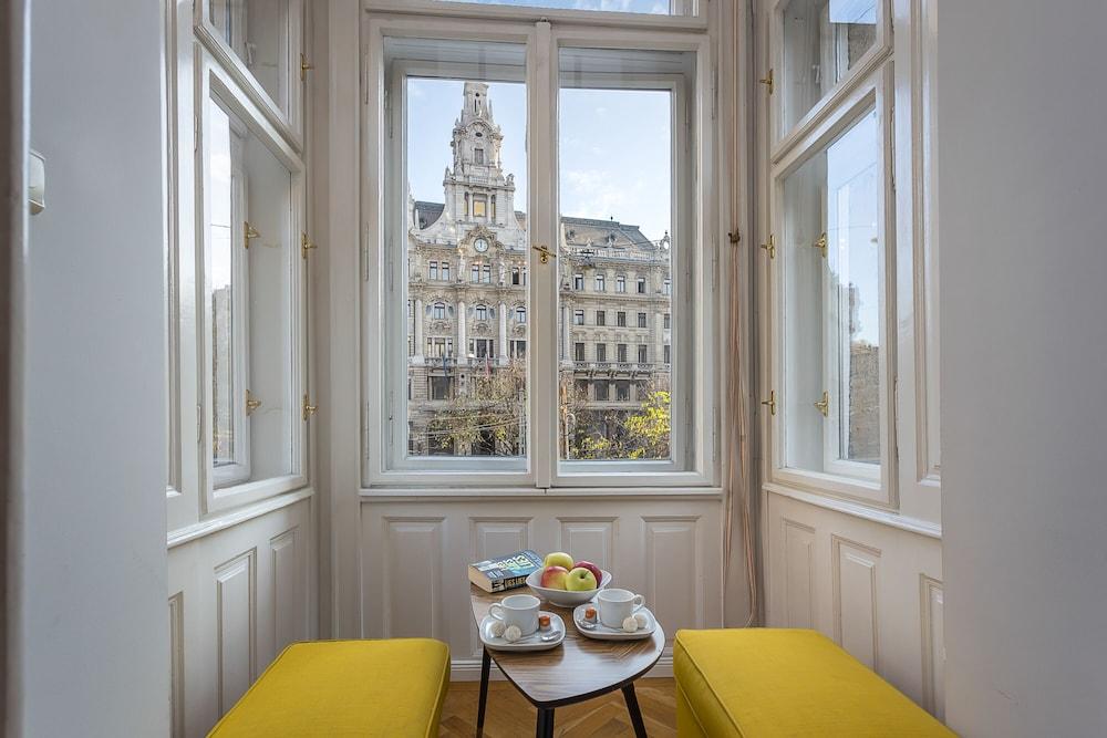 New York Palace View Apartment