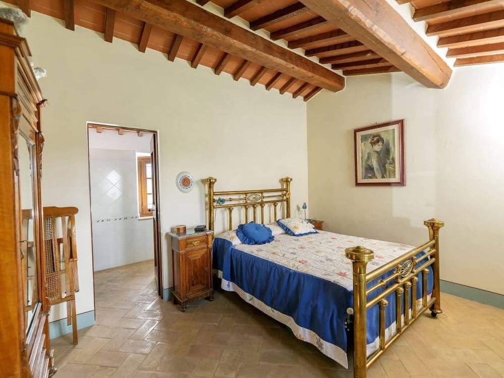 Belvilla by OYO Podere Uliveto