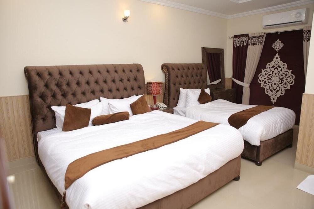 Hotel Premier Inn Grand