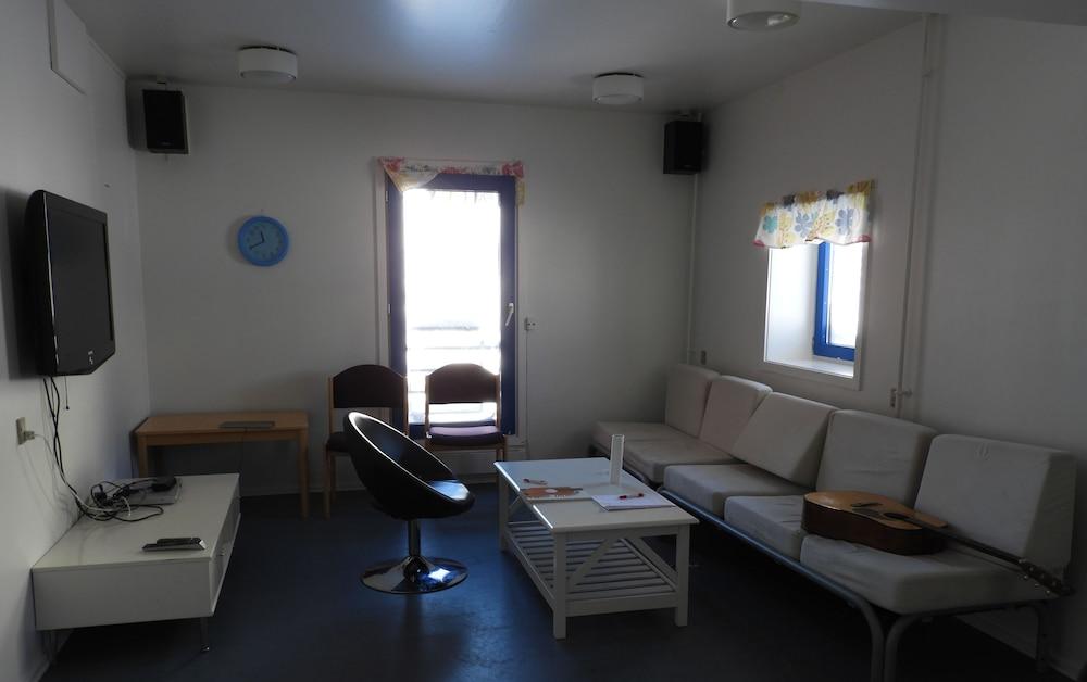 Sulisartut Højskoliat