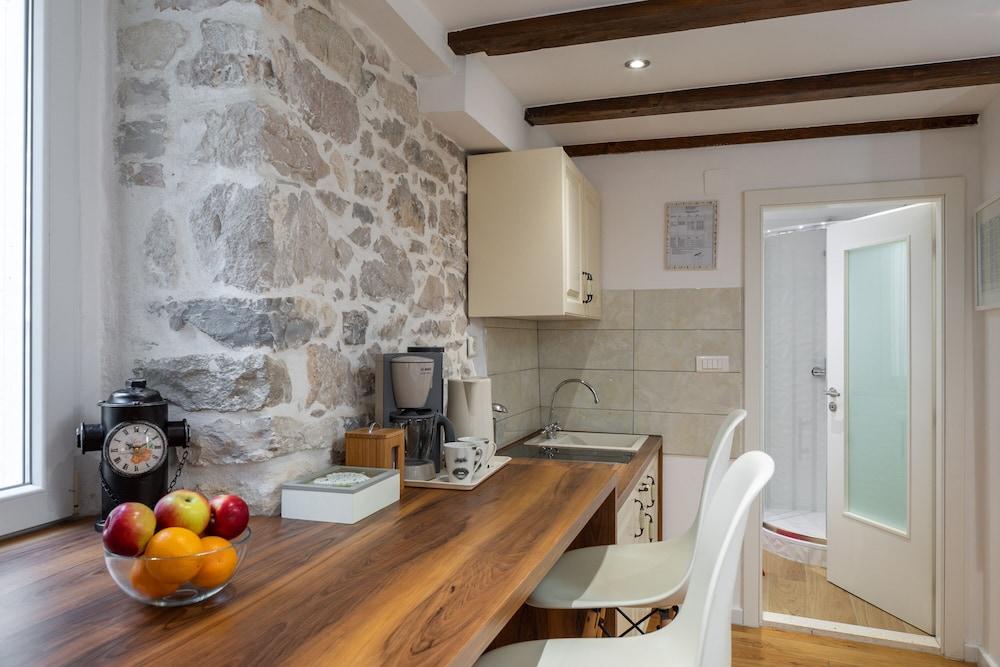 2 - Luxury Studio With Terrace in Heart of Split