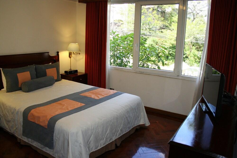 Villas Del Rio Luxury Suites