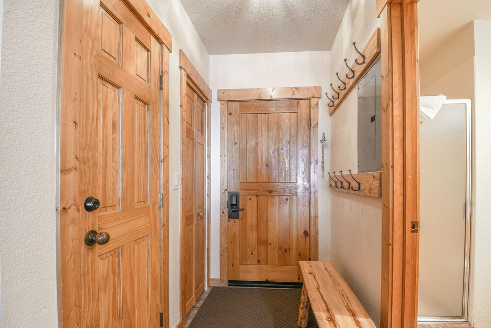 Tenderfoot Lodge 2647