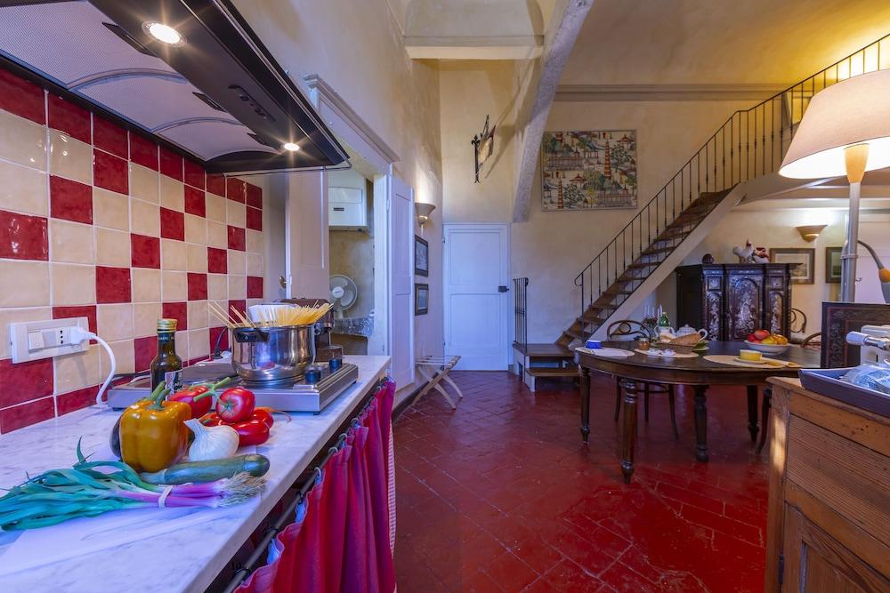 Le Zie - Castello Rocca Grimalda