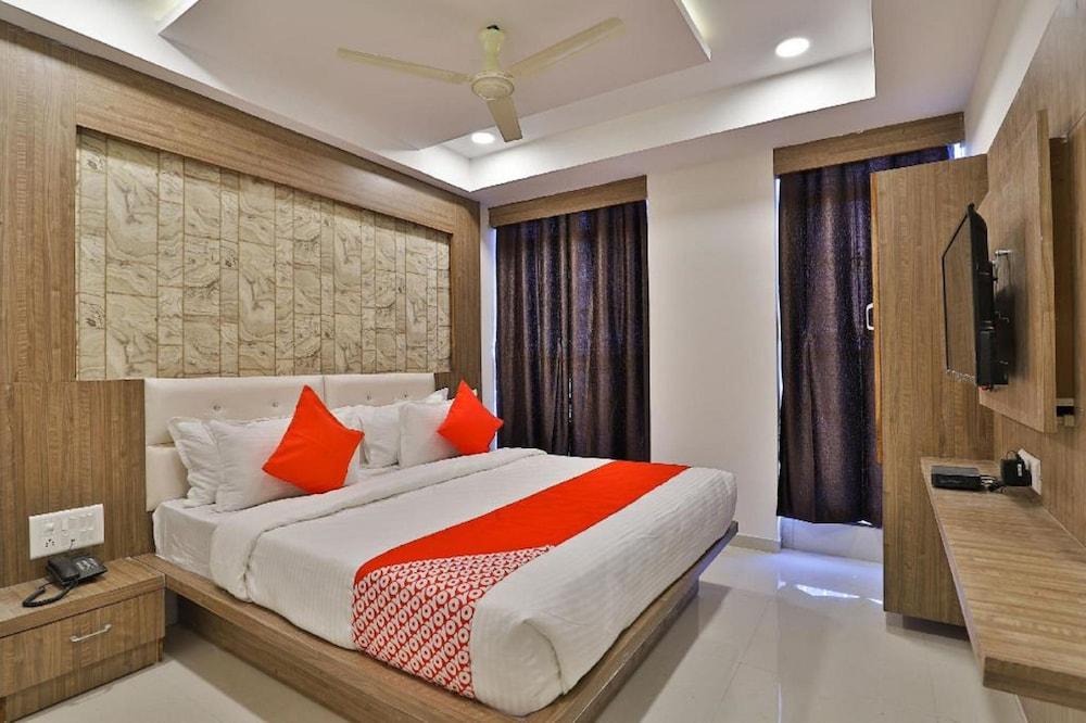 Hotel Pathik Villa
