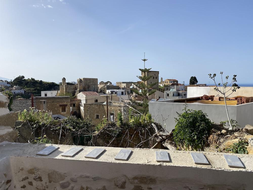 La Perla de Maroulas