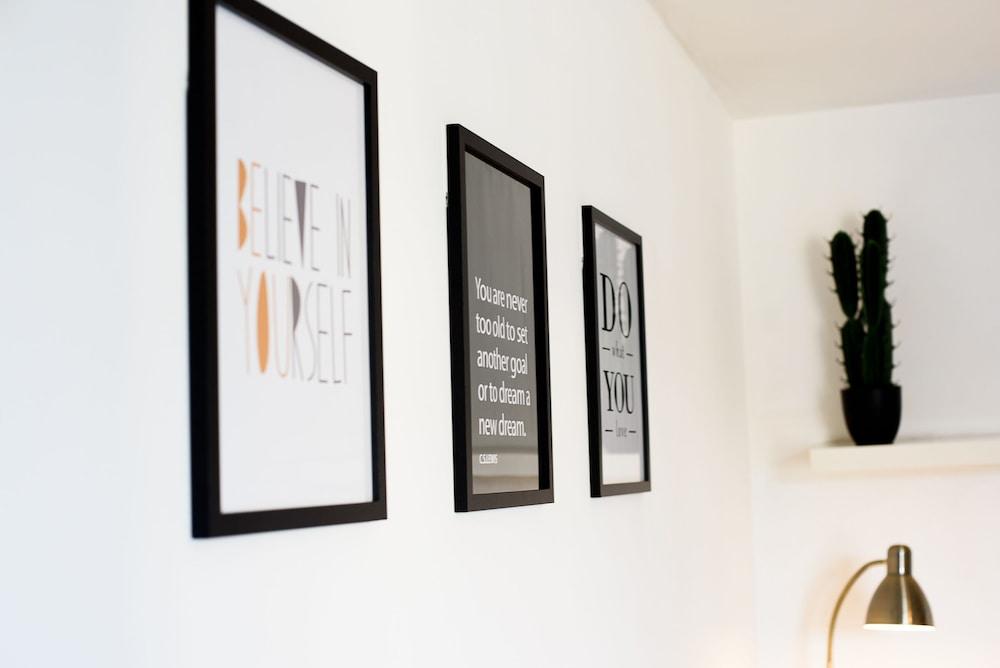 Karah Suites- Longhorn Avenue