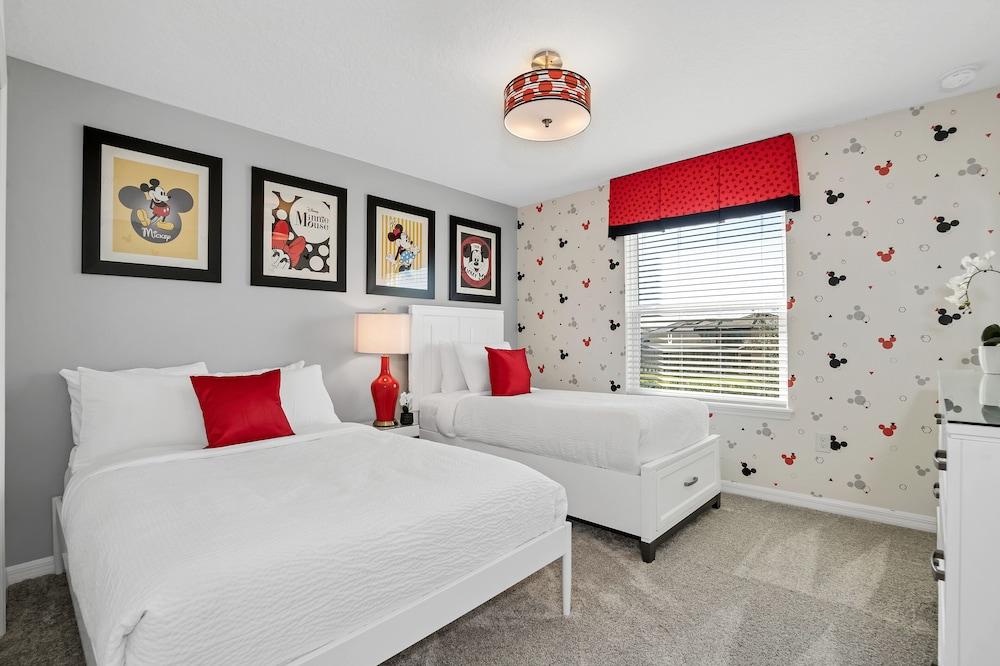 Private Pool Villa W/pool Table, On-site Waterpark