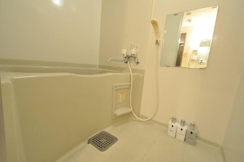 IKminami6jo residence 803