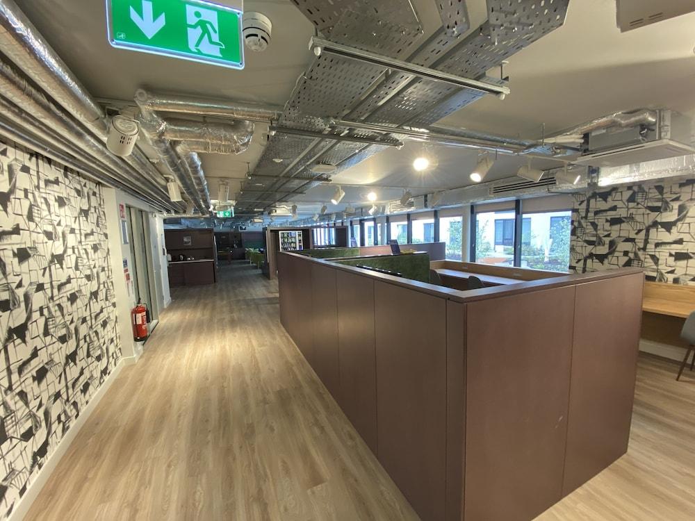 Eyre Square Galway Central Self Catering