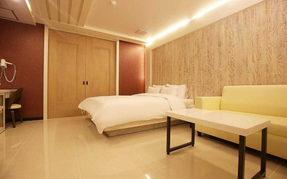 Jincheon Ipop Self Check-in Motel