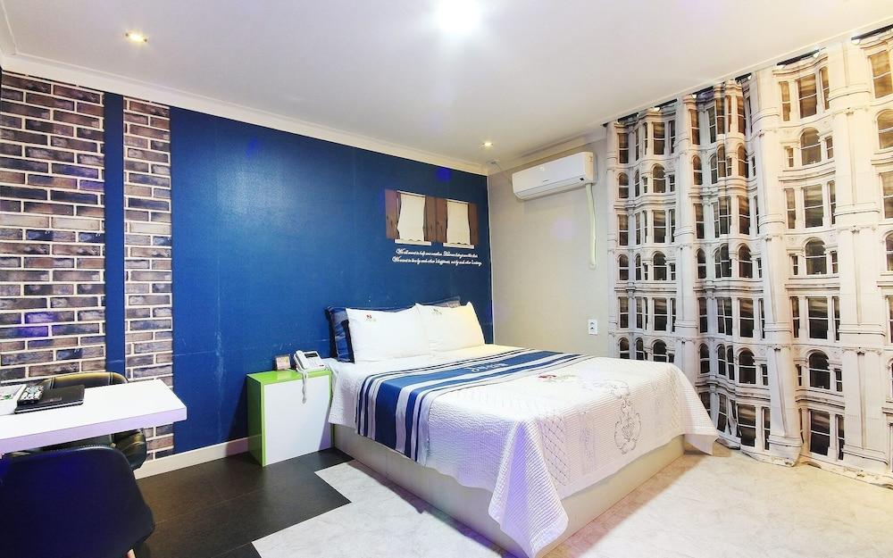 Gwangyang J Self Check-in Motel