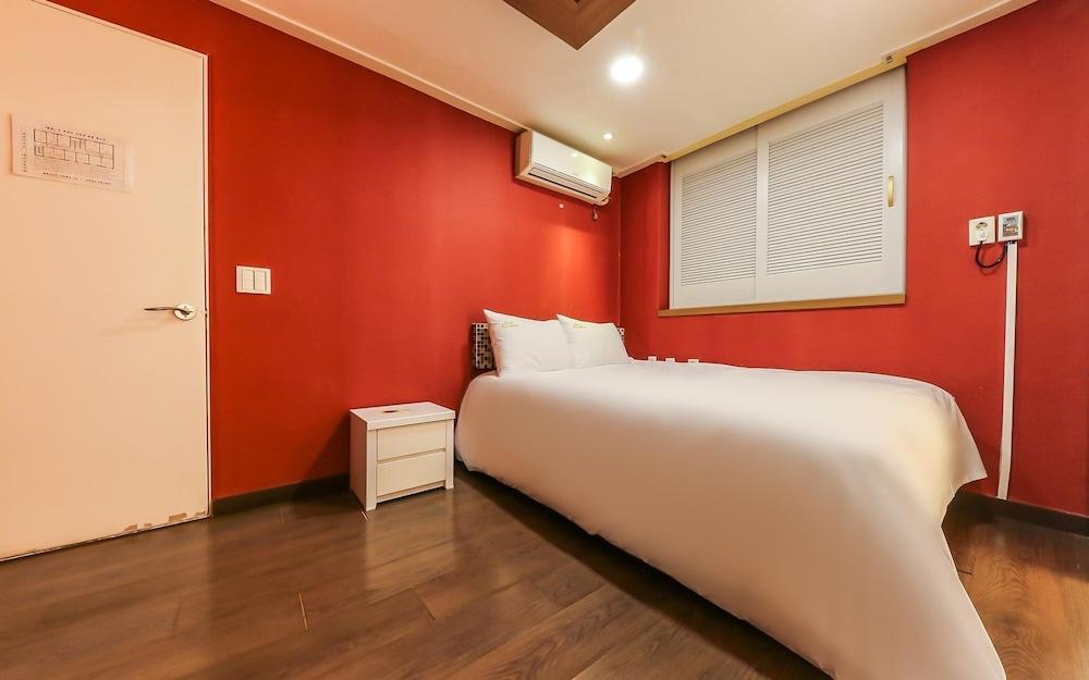 Boryeong Coconut Motel