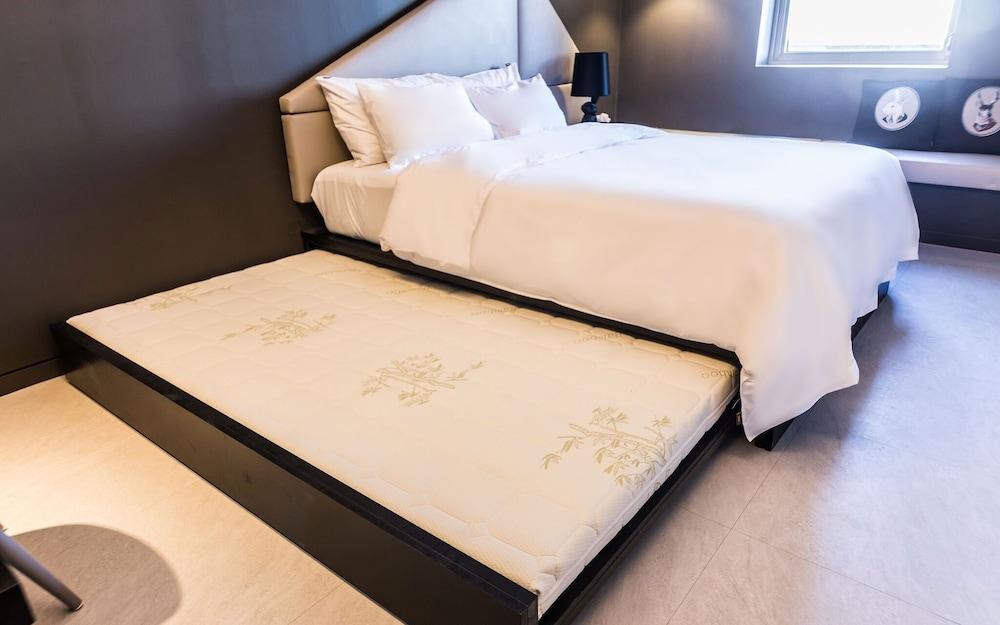 Hwaseong Afeel Hotel