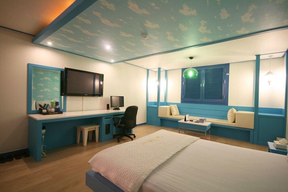 Gumi Okgye Well Time