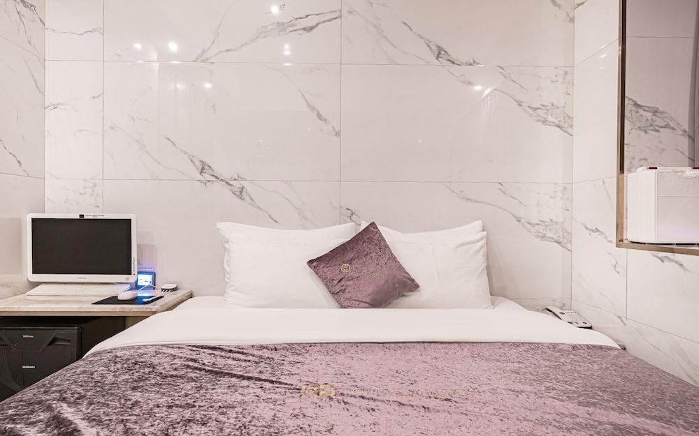 Namyangju Gold Hotel