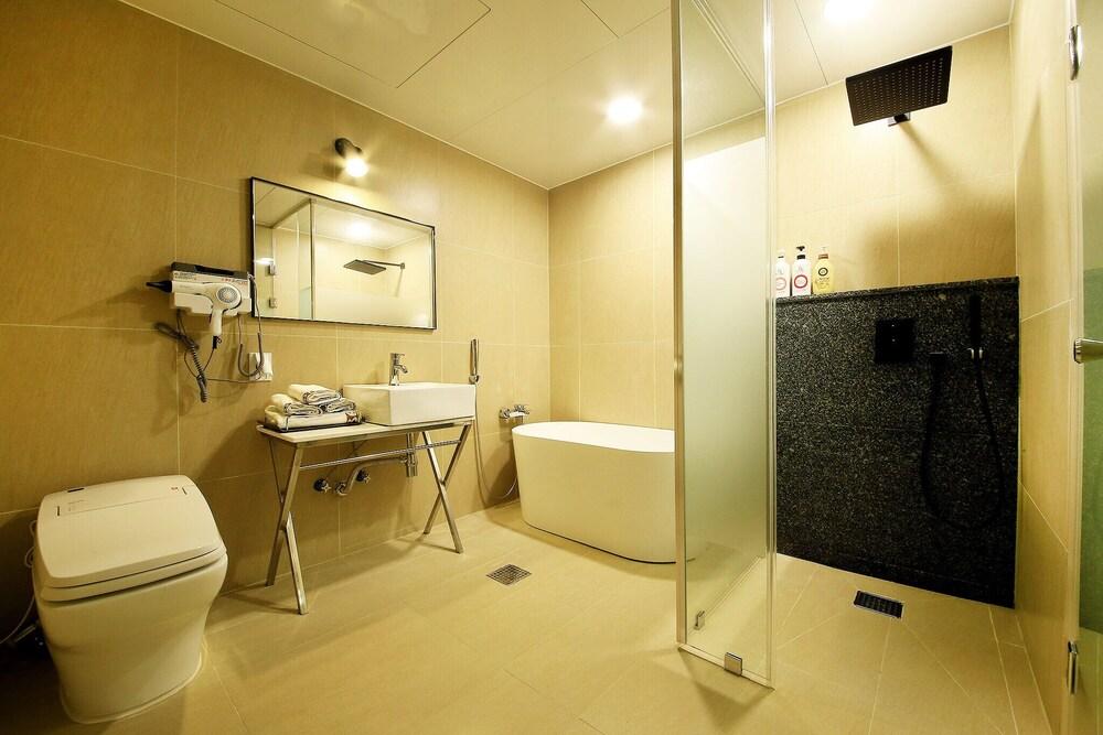 Suwon Yeongtong Bali 2