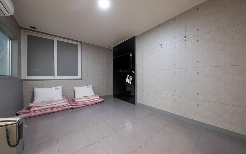 Miryang Mini Self Check-in Motel