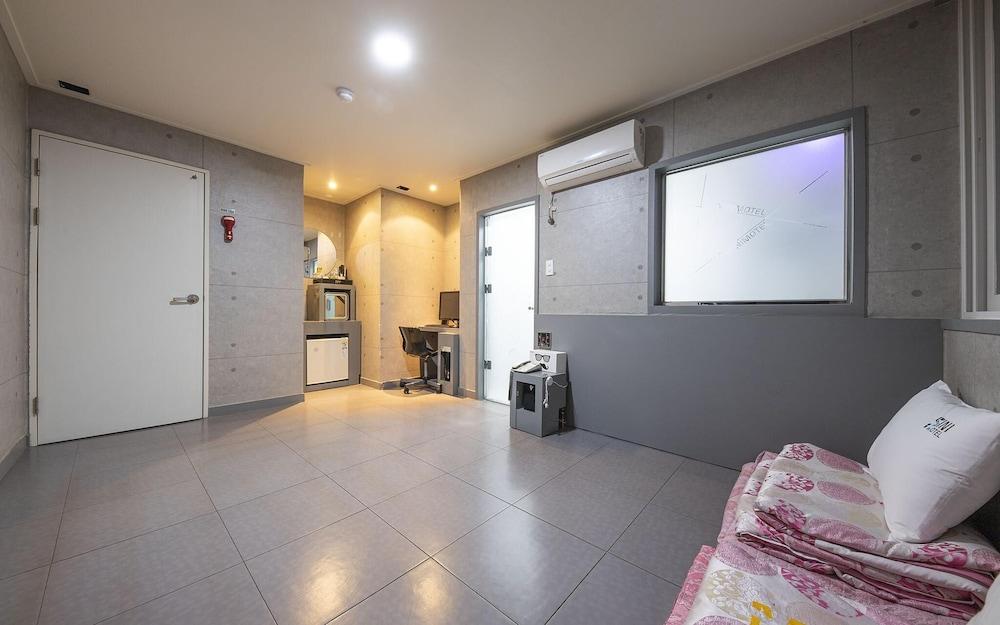 Miryang Mini Self Check-in Motel