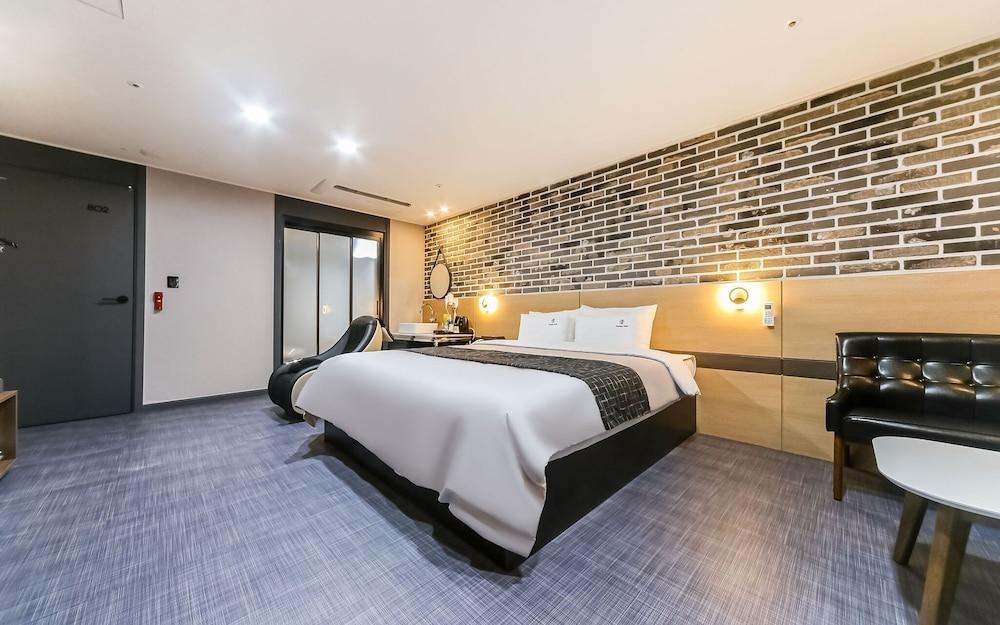 Changwon Boutique Hotel Gung