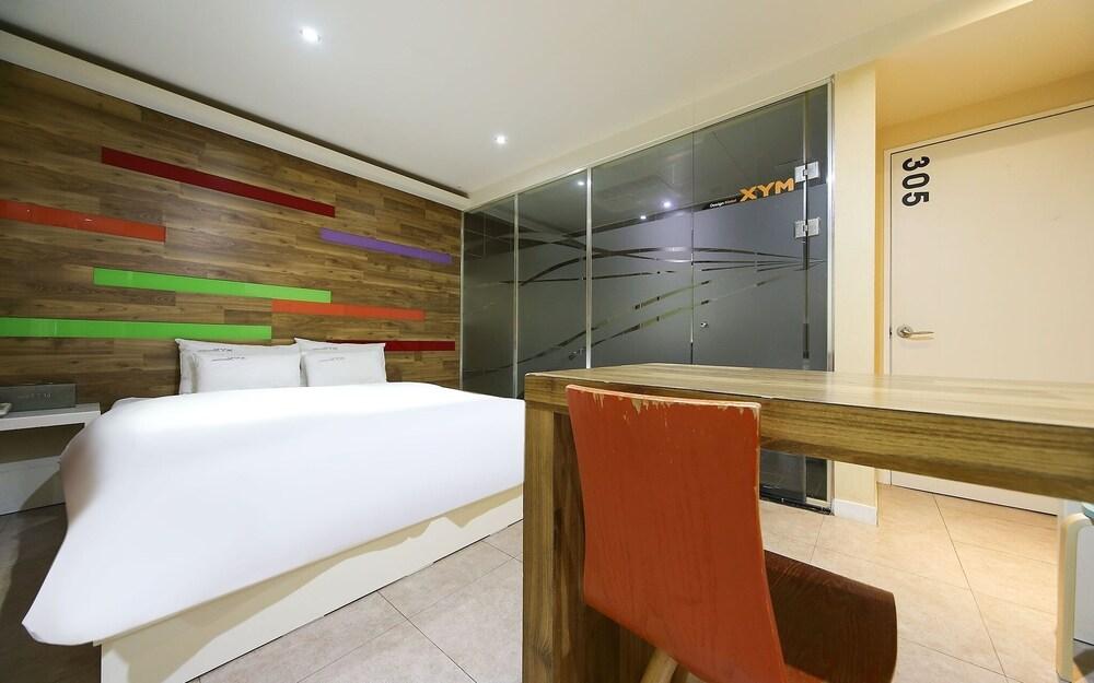 Pohang Sangdo-dong Xym1