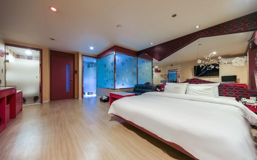 Gyeongju J Boutique Hotel