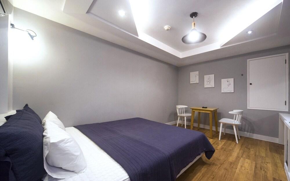 Gimhae Eobangdong Ten