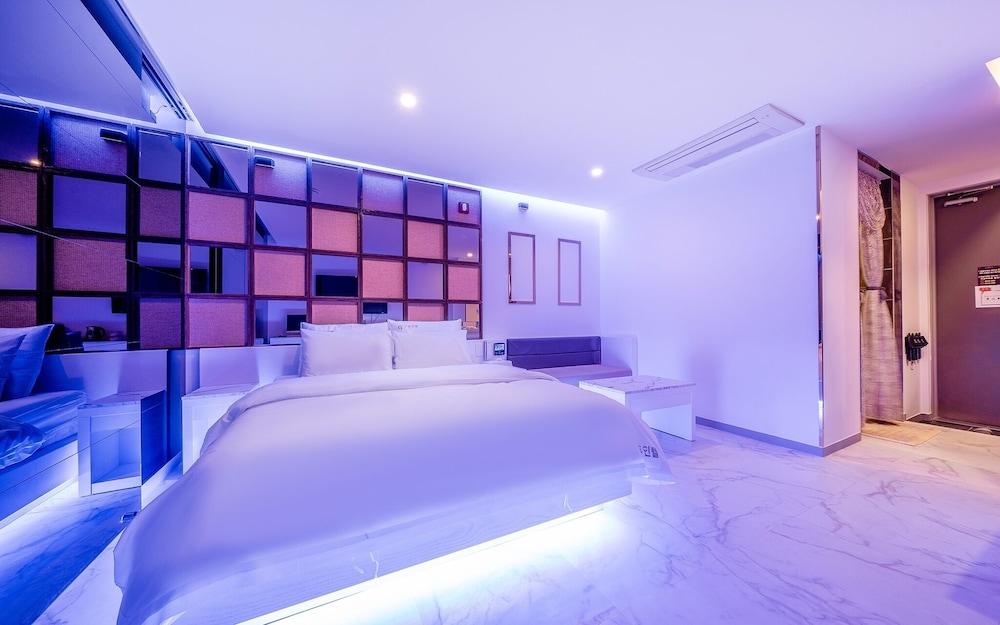 Nonsan G7 Self Check-in Motel