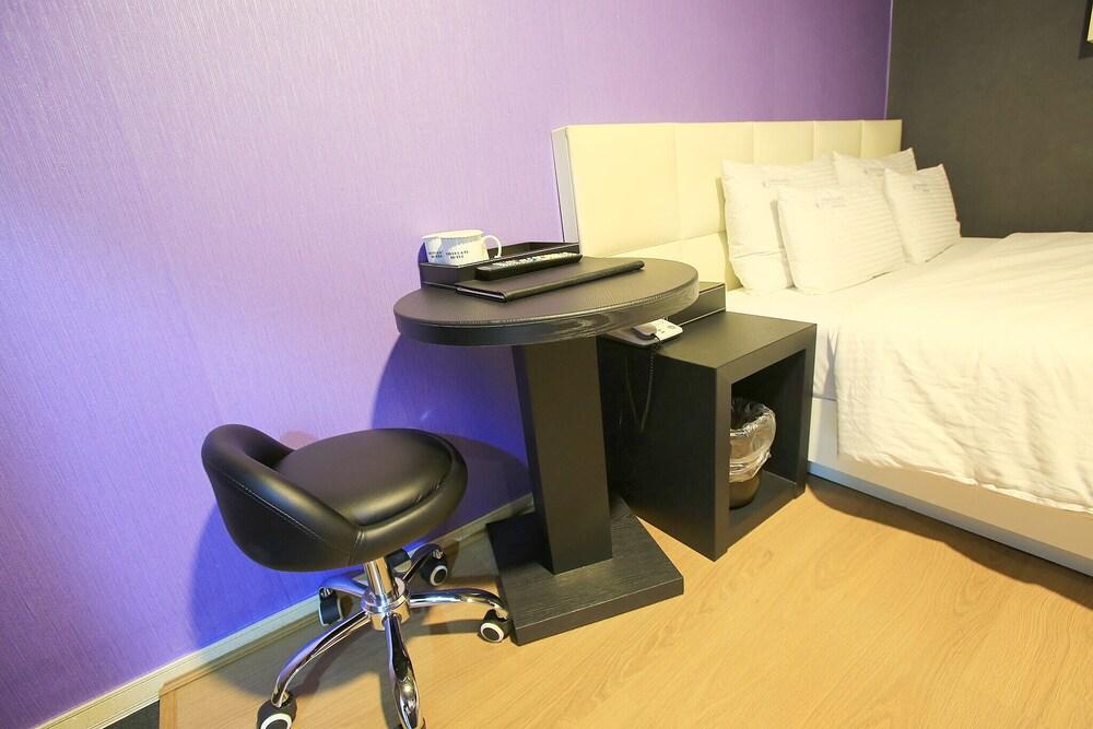 Seongnam Chocolate Drive-in