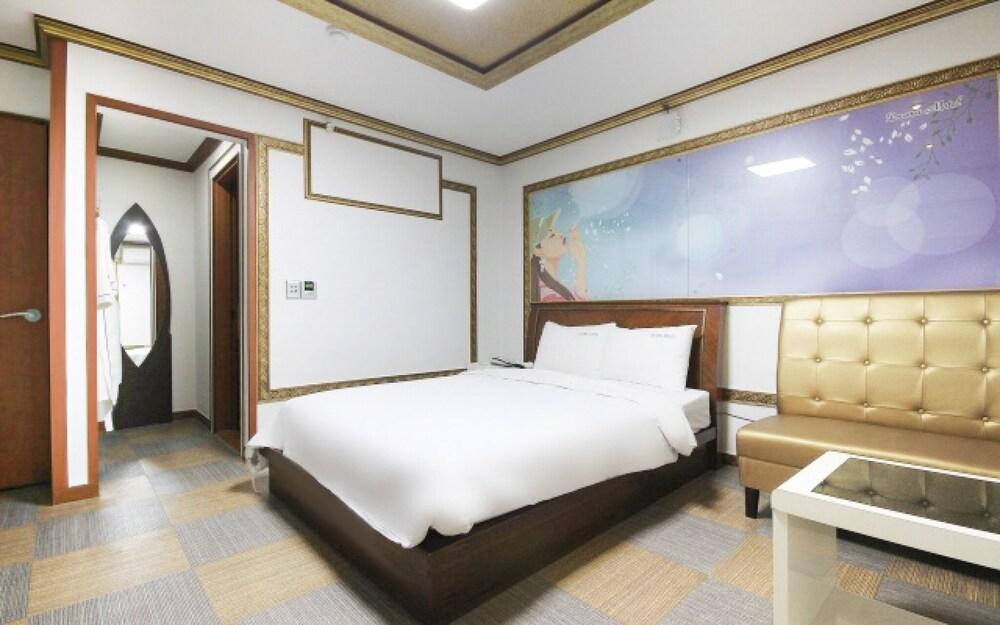 Gwangju Sangmu Drama