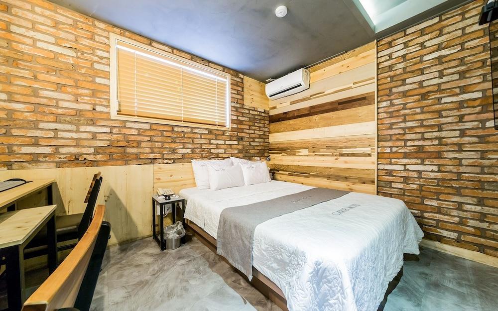 Achasan Station Cozy