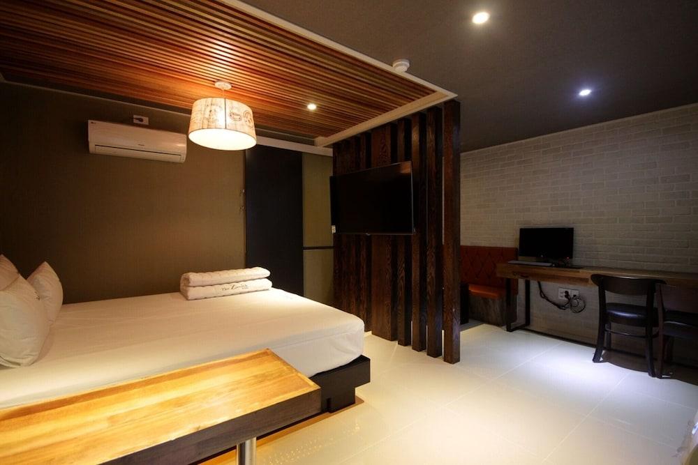 Busan Guseodong Zenith