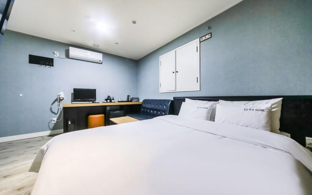 Changwon Myeongseo-dong Haru