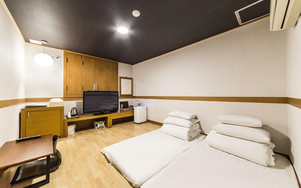 Chuncheon Sohsul Hotel