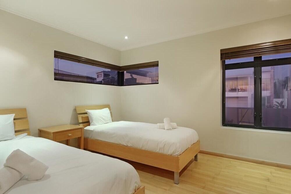 Biccard Blouberg Villa