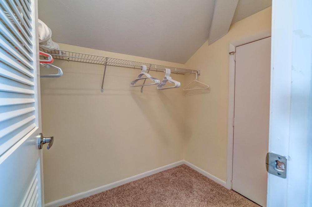 Beach Three Bedroom Villa by Redawning