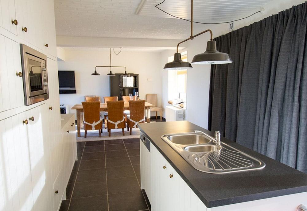 Den Briever-damme Child Friendly