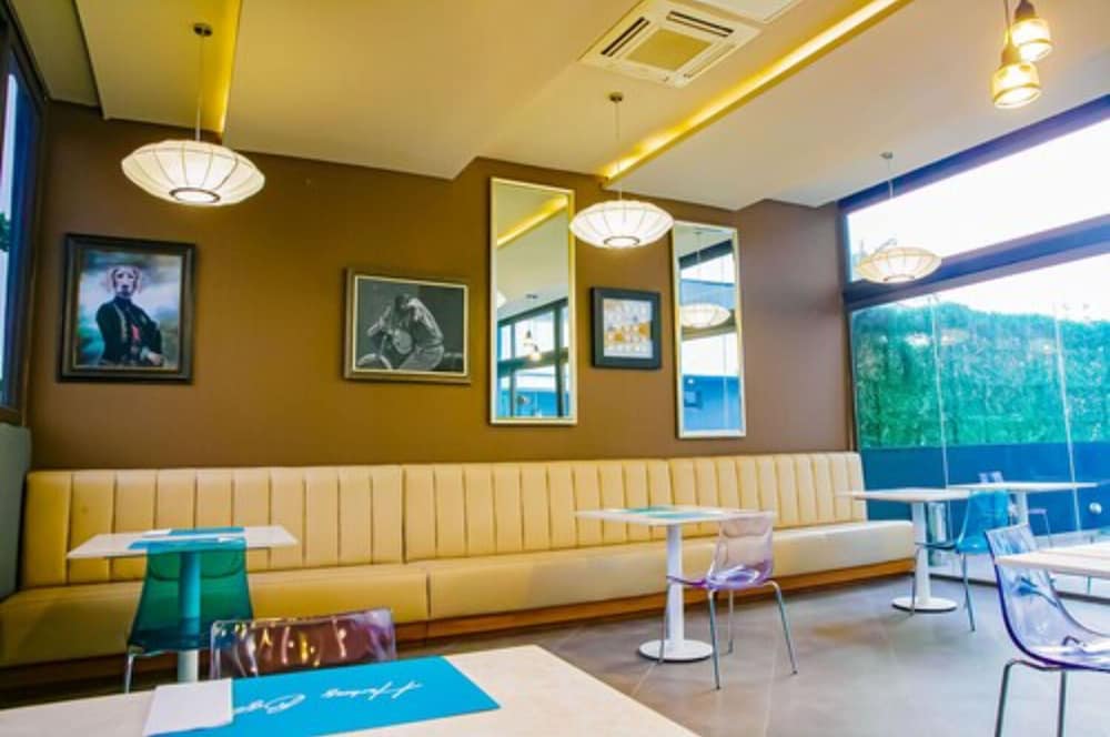 Royal Residences by Design Union