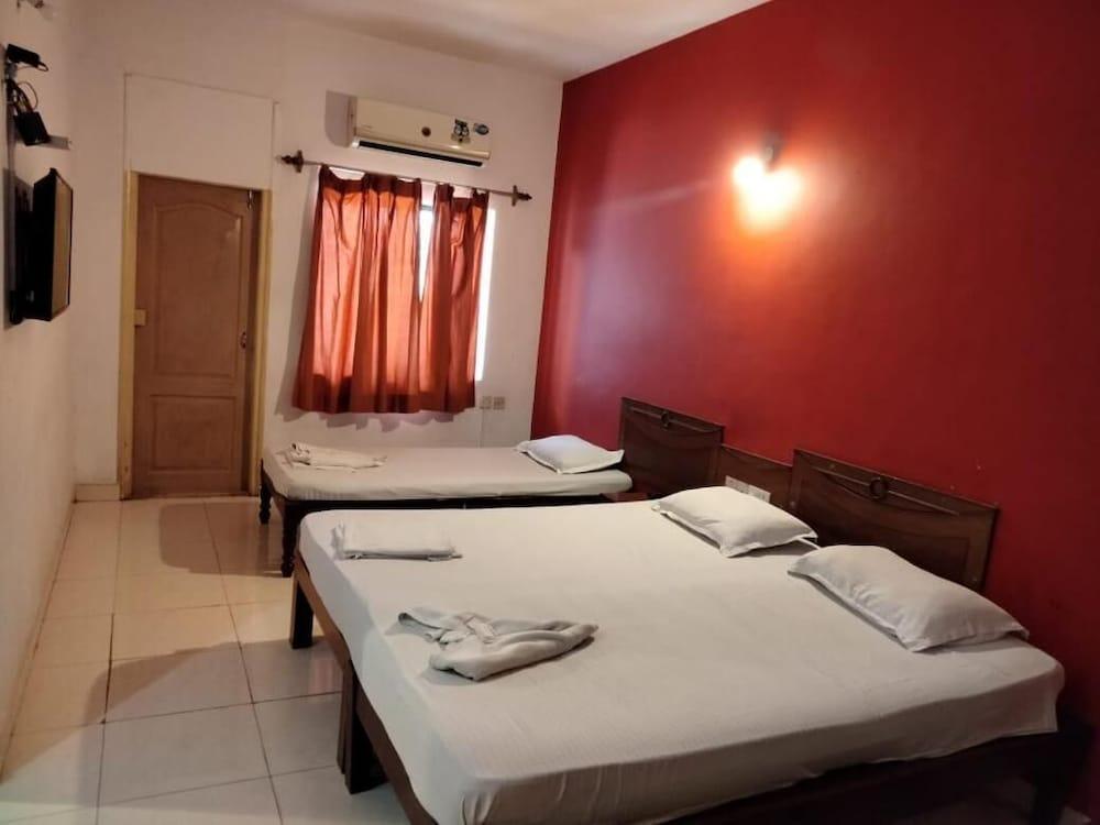 Hotel Mayura Novacity Goa