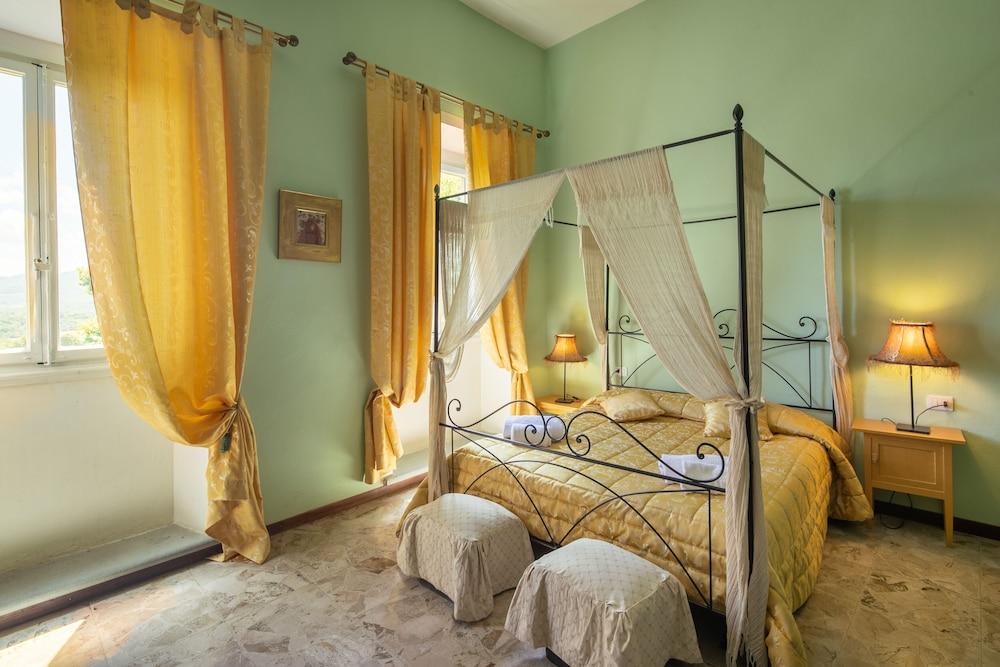 Villa Rignano by Mmega