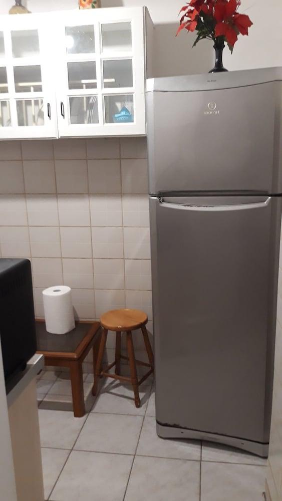 Beautiful 1-bed House in Athens