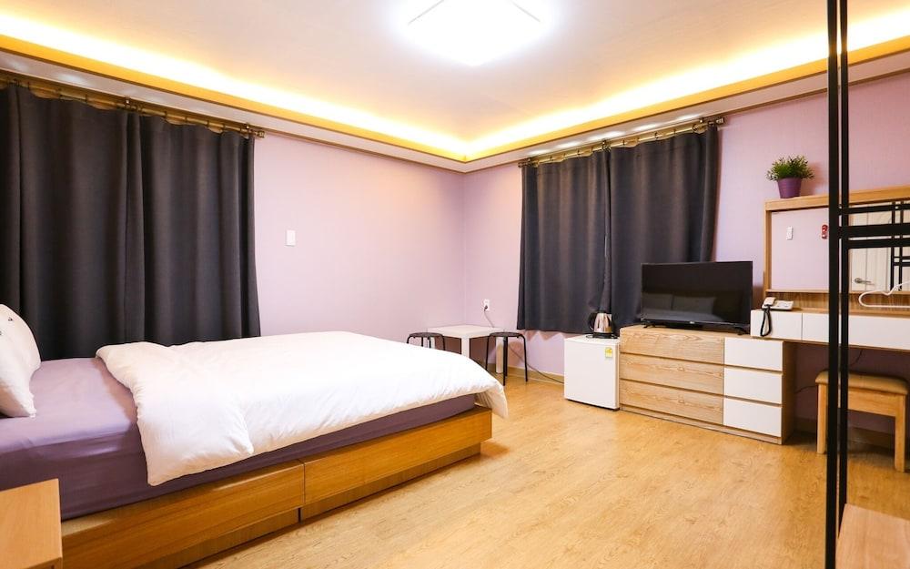 Hongcheon Garisan Deuo Motel